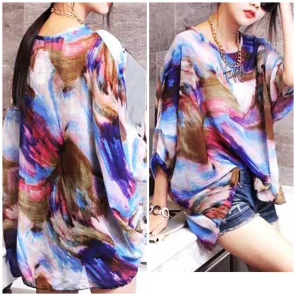 Sheer Chiffon Multicolored Batwing Sleeve Top. - Picture 4 of 5